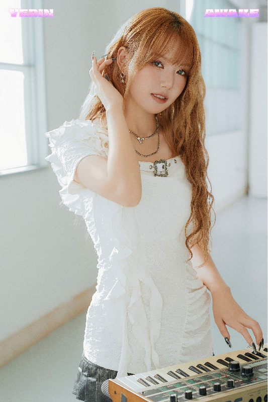 YERIN Releases Concept Photos for New Song "Awake"