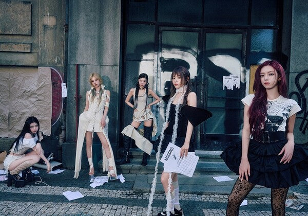 ITZY Releases Stills from "Tunnel Vision" Music Video